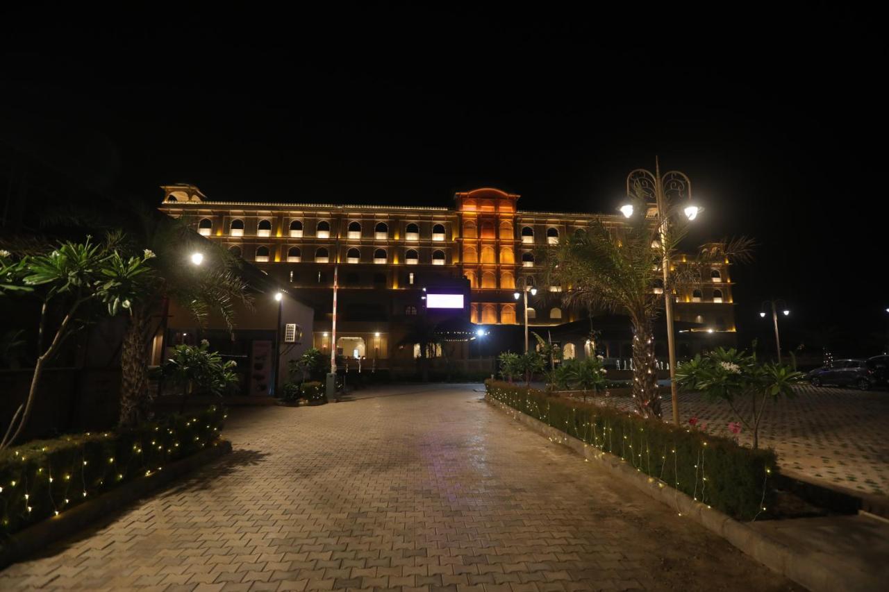 Regenta Central City Vilas Palace Ambala Ambāla Exterior foto